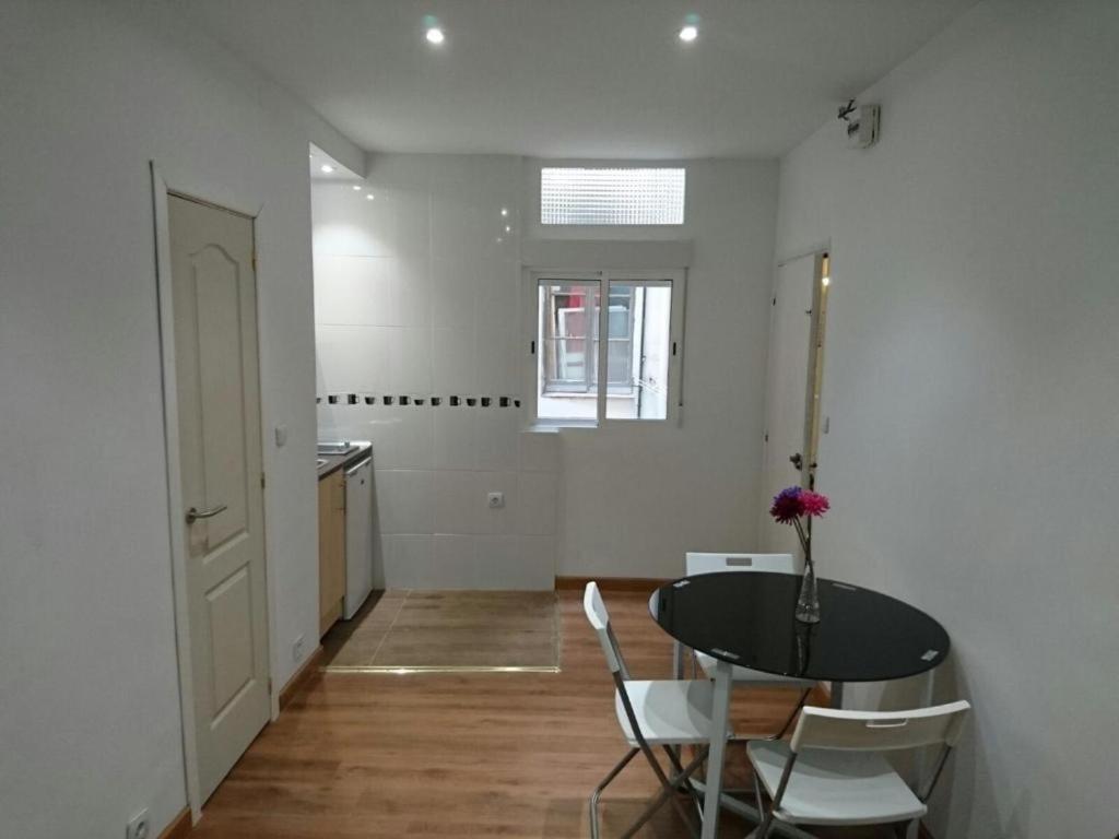 Apartamentos Econostay Chueca Madrid Exterior photo